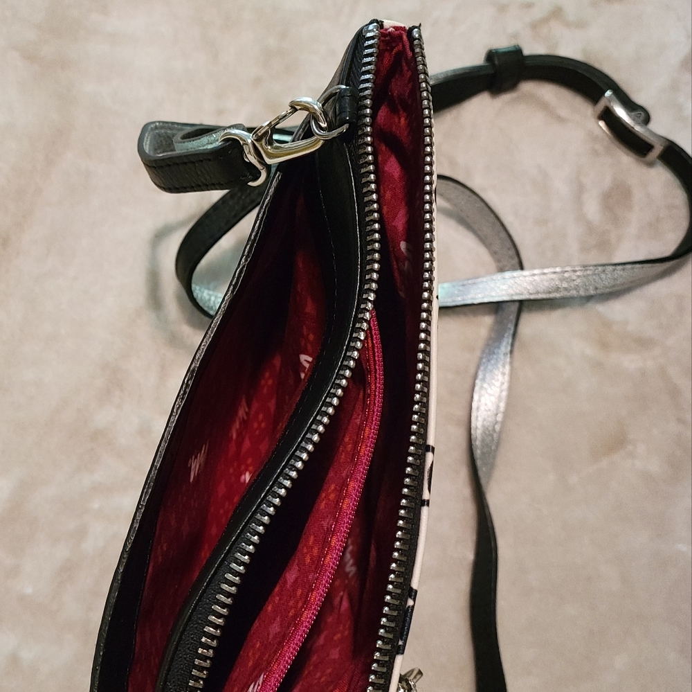 Vera & Brighton collab ladybug crossbody - Picture 7 of 9